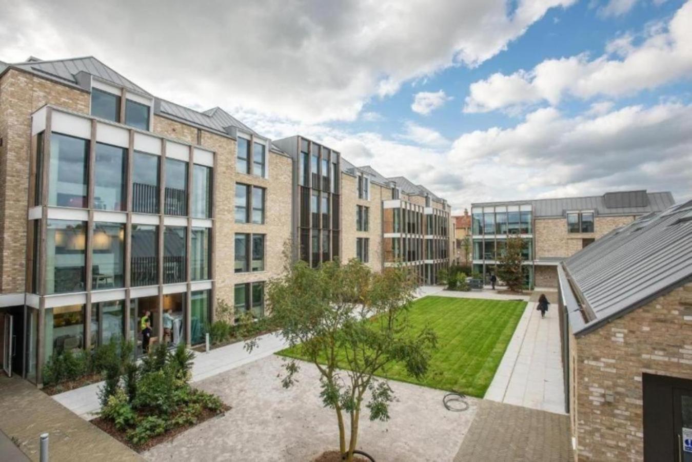 Dorothy Wadham Apartments, Oxford Ngoại thất bức ảnh